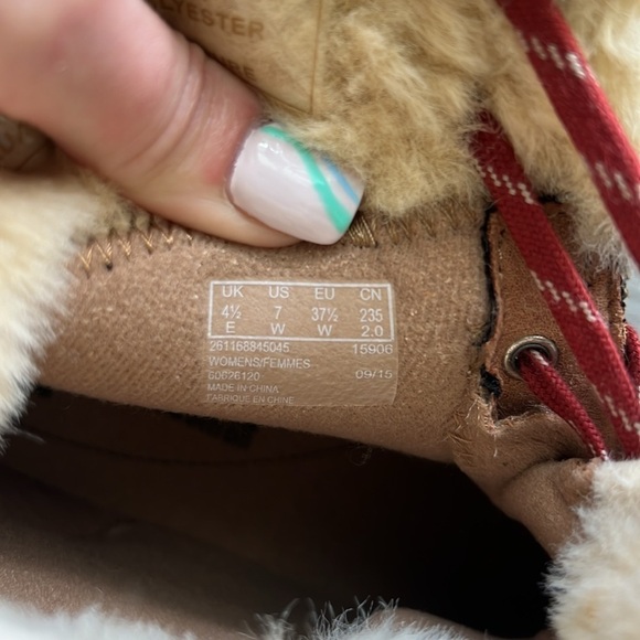 NWOT Clark’s Winter Suck Boots, Fur Trim, Plush Interior Size 7 - Picture 6 of 8